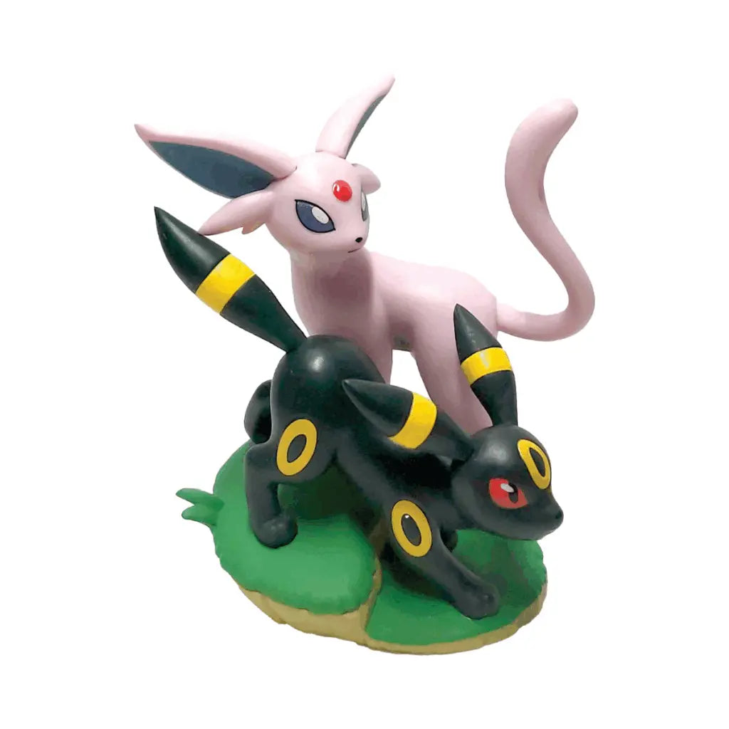 Prismatic Evolutions Premium Figure Collection (English)